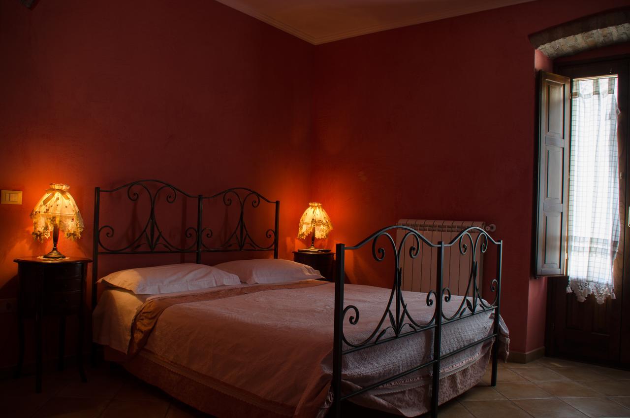 Bed And Breakfast La Sentinella Civita Δωμάτιο φωτογραφία