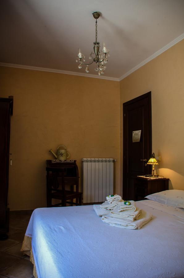 Bed And Breakfast La Sentinella Civita Δωμάτιο φωτογραφία
